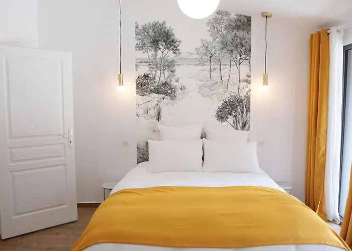 Pierres Blanches - B&B 게랑드