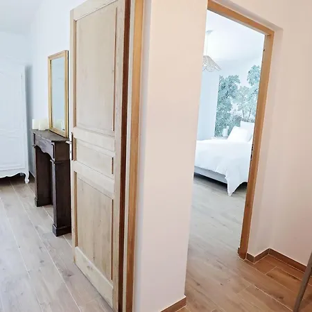 Pierres Blanches -