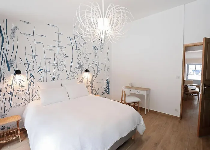 Pierres Blanches - فندق مبيت وإفطار 3*