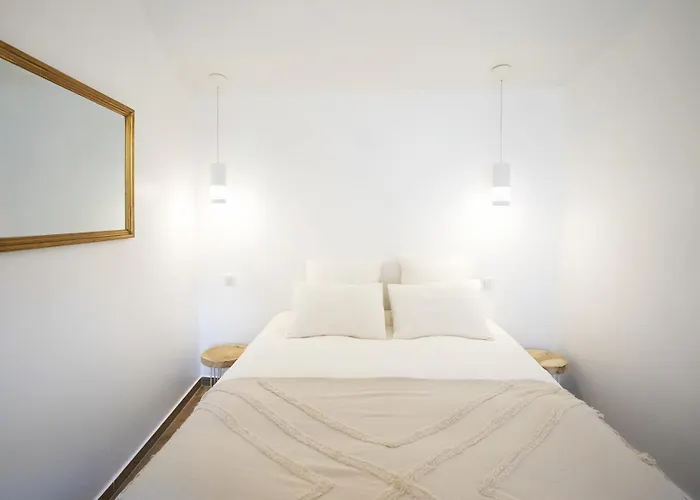 Couette-café Pierres Blanches - 3*